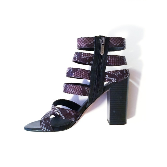 Circus Strappy Heels - Picture 4 of 7